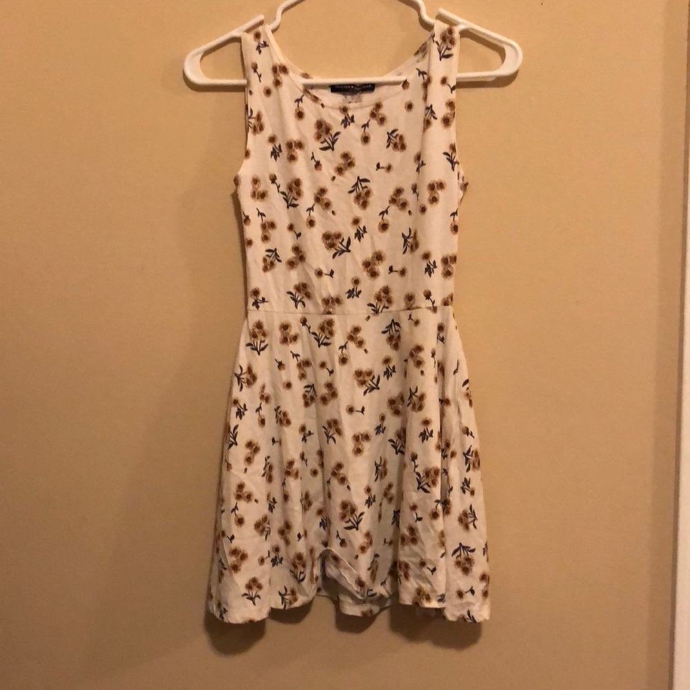 BRANDY MELVILLE SUNFLOWER DRESS